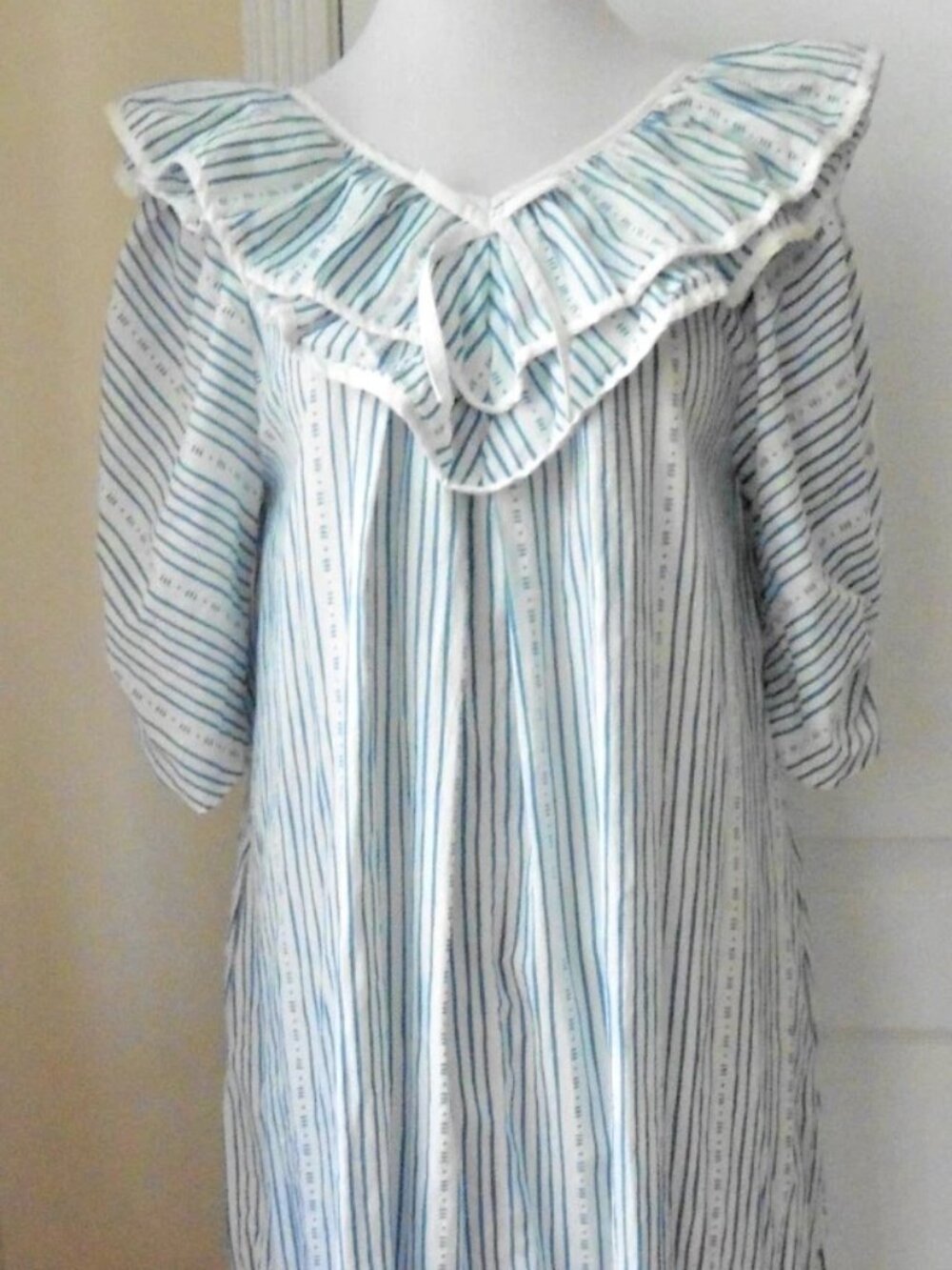 Batsheva White Blue Striped Ruffle Collar Dress w/Pockets XS Cottagecore Prairie